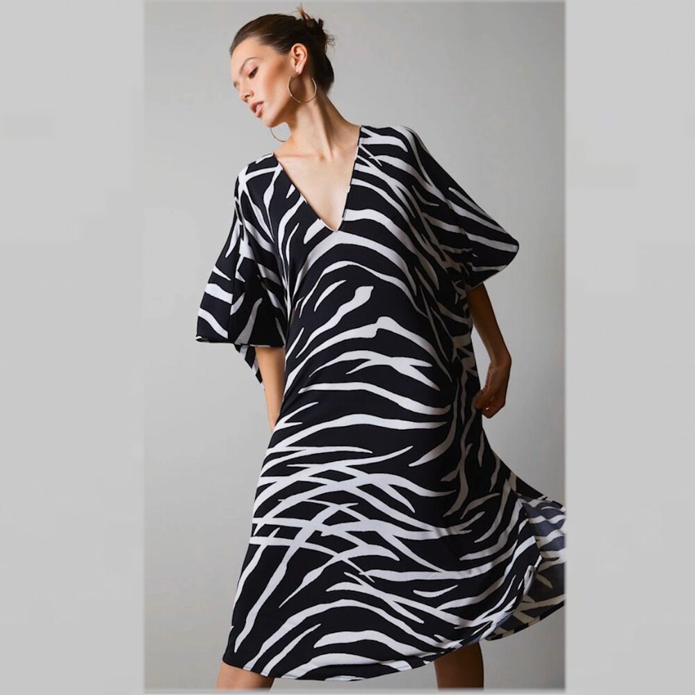 Natori Zebra Printed Charmeuse Caftan - Size M